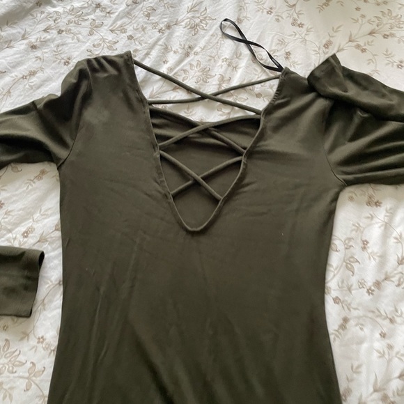 SIRENS DRESS GREEN SMALL - Picture 1 of 2